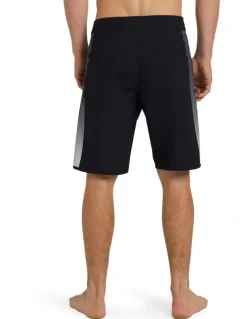 Quiksilver Surfsilk Holmes 20 Boardshorts In Black Holmes