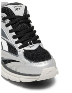 Reebok Belwave Sneakers In Silv Grey