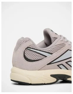 Reebok Premier Road Plus Vi Sneakers in Nude