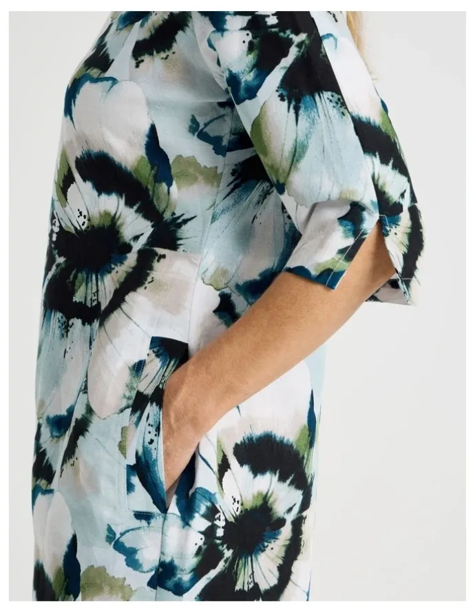 Regatta Elbow Length Split Sleeve Dress With Side Pockets in Blues/Olive Blurred Floral