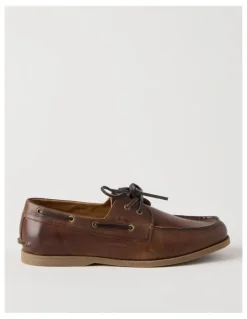 Regatta Harbor Leather Boat Shoe in Light Tan