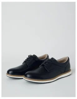 Regatta Storm Comfort Leather Lace Up in Black