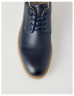 Regatta Storm Comfort Leather Lace Up in Navy