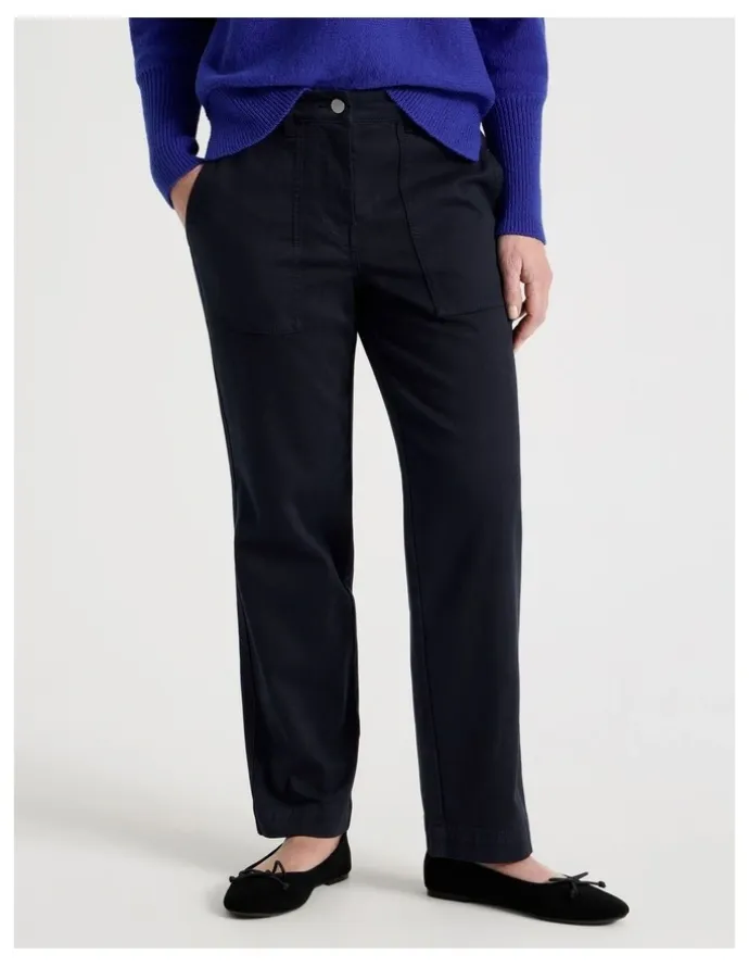 Regatta Utility Stretch Pant With Patch Pockets in Navy