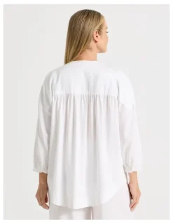 Regatta Woven V Neck Sleep Top in White