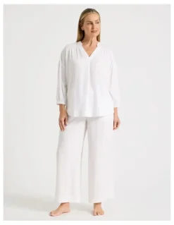 Regatta Woven V Neck Sleep Top in White