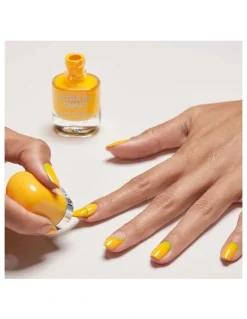 Revlon Ultra HD Snap! Nail Enamel