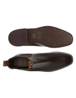 R.M.Williams Comfort Craftsman Wide Fit Shoe in Chestnut