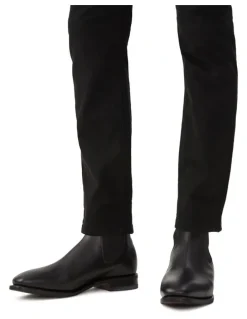 R.M.Williams Comfort Craftsman Wide Fit Shoe in Black