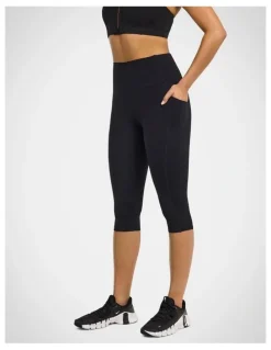 Rockwear Elevate 3/4 Tights in Black