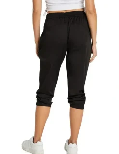 Rockwear Woven 3/4 Jogger in Black
