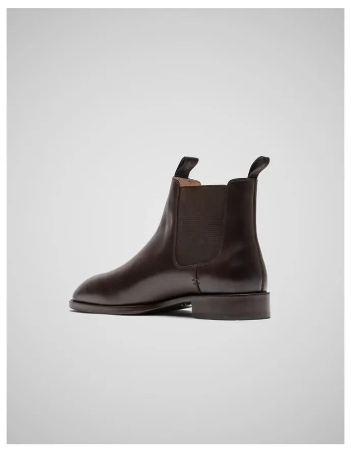 Rodd & Gunn Farmlands Chelsea Boot in Chocolate