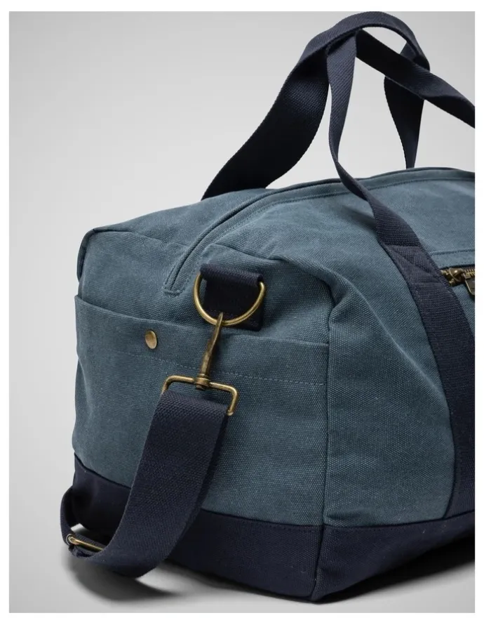 Rodd & Gunn Foxton Duffle Bag in Denim Blue/Navy