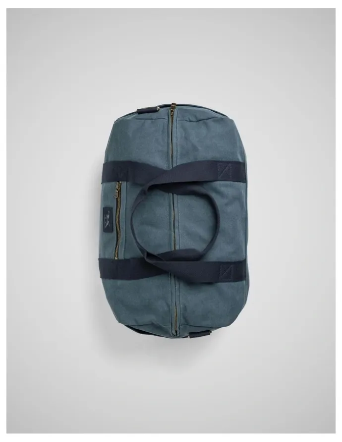 Rodd & Gunn Foxton Duffle Bag in Denim Blue/Navy