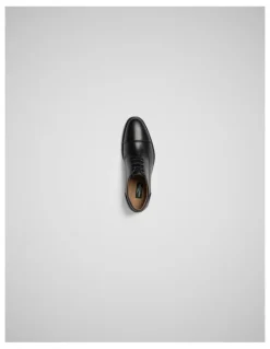 Rodd & Gunn Riverton Derby Shoe in Nero