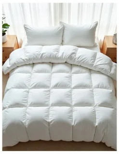 Royal Comfort 95% Goose Feather 5% Down 500GSM All Seasons Quilt in White