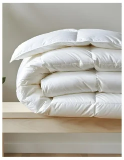 Royal Comfort 800GSM Hotel Weight Down Alternative Quilt in White
