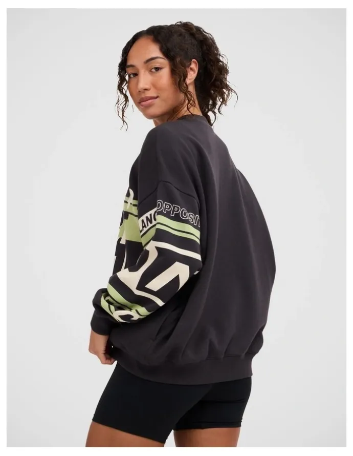 RVCA Sport Pullover Crew in Washed Black
