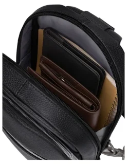 Samsonite Classic Leather Sling Bag in Black