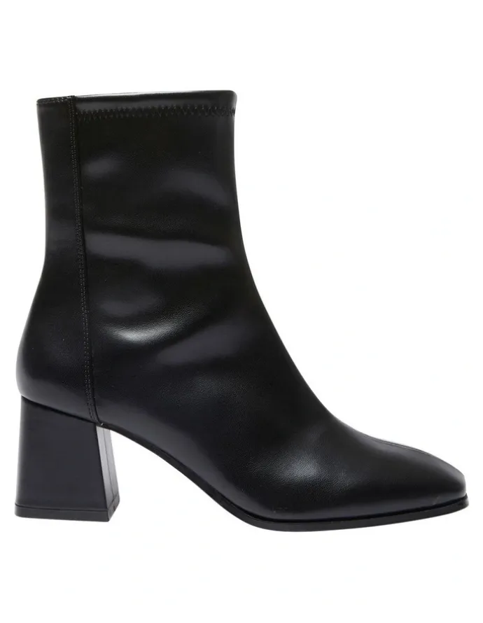 Sandler Hampton Boots in Black Stretch