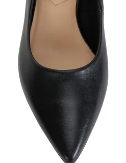 Sandler Idol Heeled Shoes in Black Leather