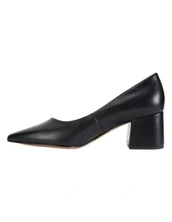 Sandler Idol Heeled Shoes in Black Leather