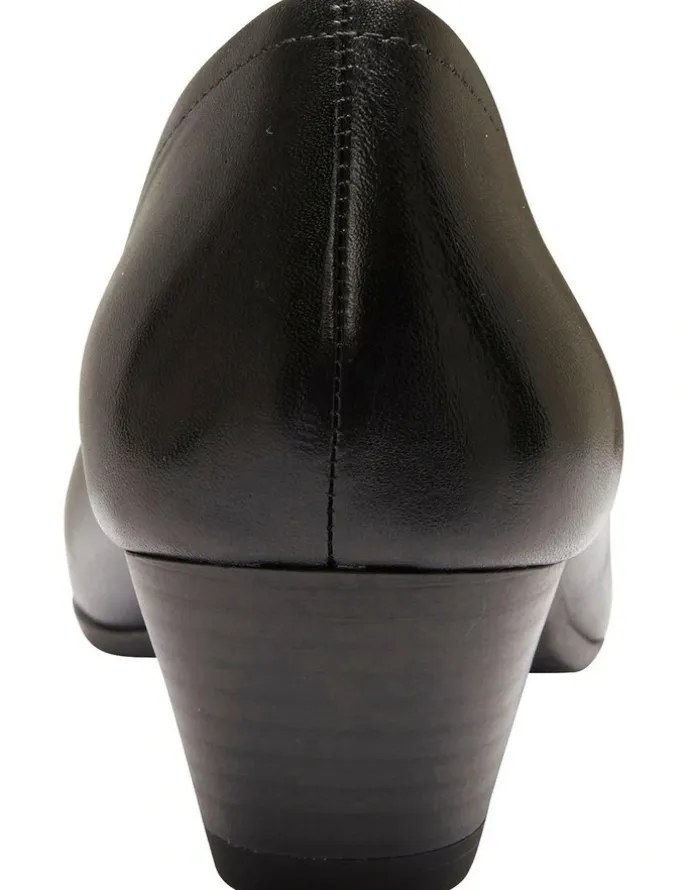 Sandler Ollie Heeled Shoes in Black Leather