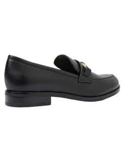 Sandler Paragon Leather Flat Shoes in Black