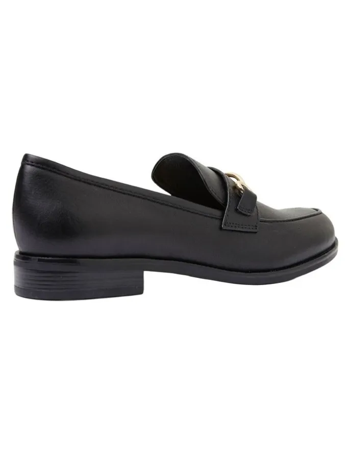 Sandler Paragon Leather Flat Shoes in Black