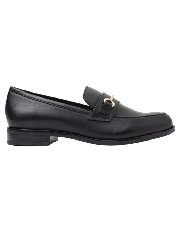 Sandler Paragon Leather Flat Shoes in Black
