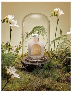 Santa Maria Novella Fresia Fluid Body Cream