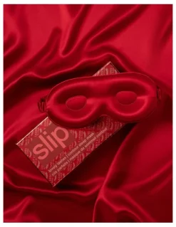 Slip Pure Silk Contour Sleep Mask in Scarlet
