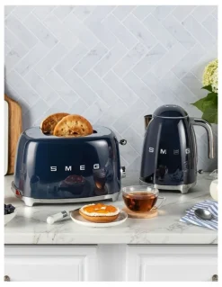Smeg Style TSF01NBAU 50's 2 Slice Toaster in Navy Blue