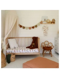 Snuggle Hunny Bears Organic Fitted Cot Sheet in Multi