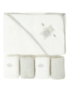 Snugtime Hooded Towel And 4 Piece Washer Set in White