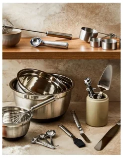 Soffritto Soffritto A-Series Stainless Steel Measuring Cup Set of 4 in Silver
