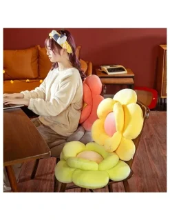 SOGA Double Flower Shape Cushion in Green
