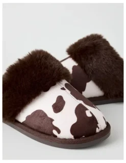 Soho Nala Slipper in Chocolate Cow Print