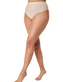 Spanx Sheer Power-Thong in Champagne Beige