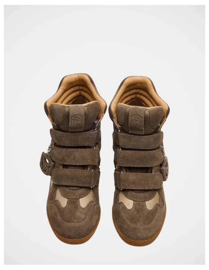 Steve Madden Mavis Sneakers in Taupe