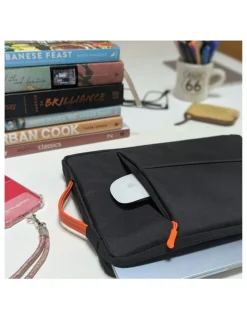 StylePro Portable Sleeve For Laptop and Macbook in Black