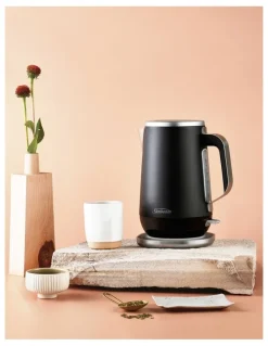 Sunbeam Kyoto City Collection 1.7L Jug Kettle KEM8007BK