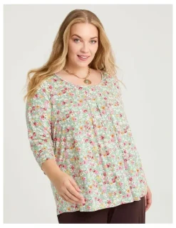 Taking Shape Emmy Long Sleeve T-shirt Sage in Floral Print