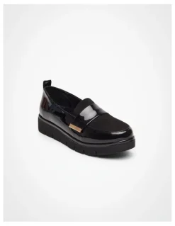 Taking Shape Trim Wedge Loafer in Black