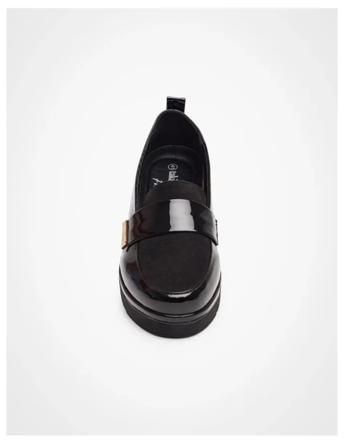 Taking Shape Trim Wedge Loafer in Black