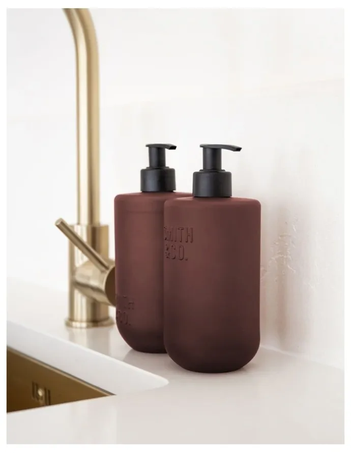 The Aromatherapy Company Black Oud & Saffron Hand & Body Wash 400ml