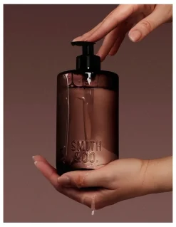 The Aromatherapy Company Black Oud & Saffron Hand & Body Wash 400ml