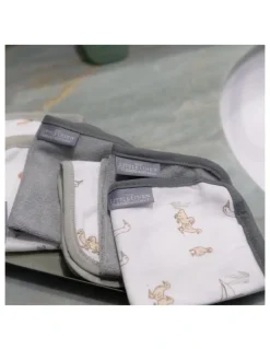 The Little Linen Company Farmyard Lamb Towelling Wash Cloth 6 Pack in Green