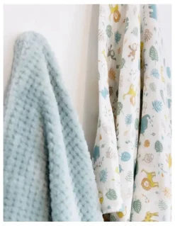 The Little Linen Company Savanna Giraffe Boxed Gift Set in Blue
