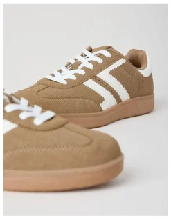 There After Arlo Sneaker in Sand